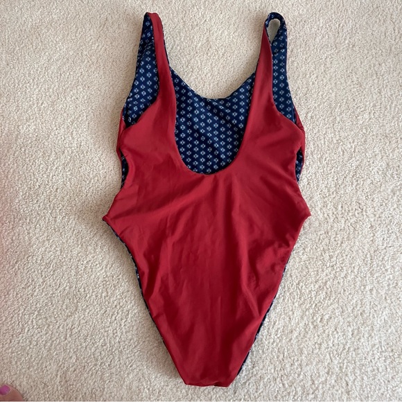 Becca by Rebecca Virtue Swimsuit one piece plunge sexy key hole S - Picture 5 of 11
